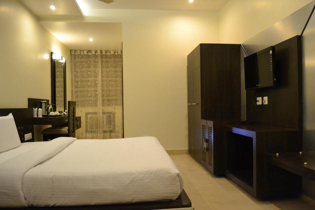 Hotel Ravisha Continental Prayagraj Chambre photo